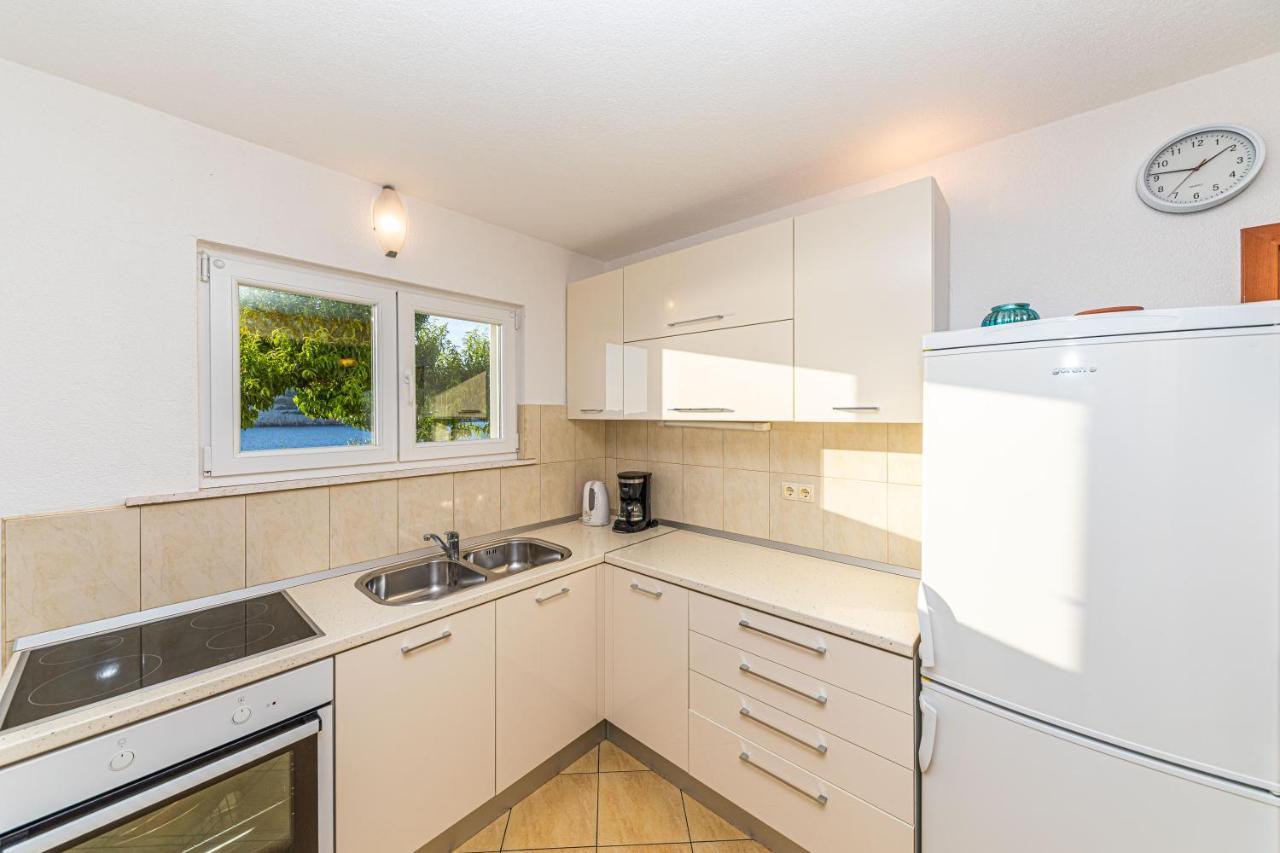 Rajcic Apartments ロゴズニッツァ エクステリア 写真