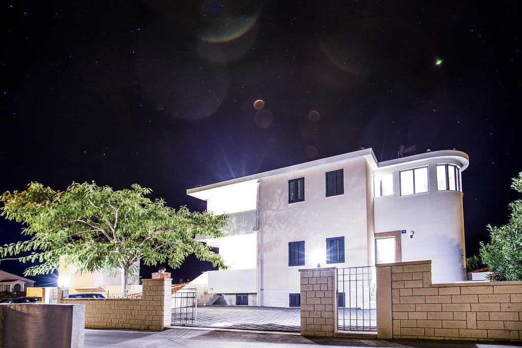 Rajcic Apartments ロゴズニッツァ エクステリア 写真